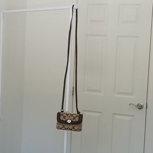 NWOT Coach Small Wallet w/ Shoulder Strap